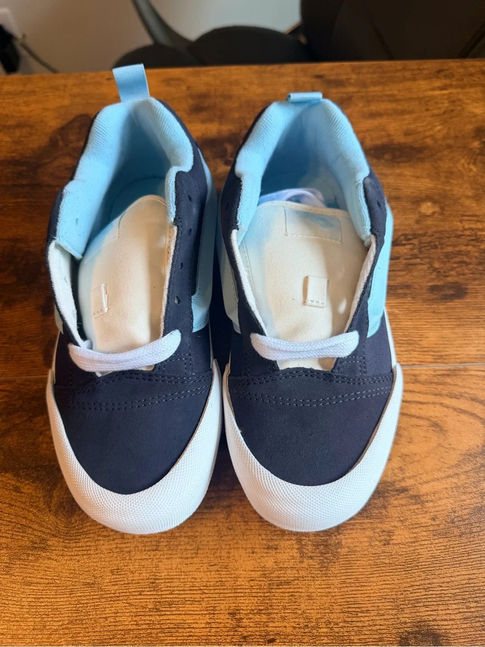 Vans Kids Low-Top Sneakers in Navy and Light Blue